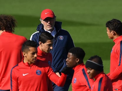 Blanc, durante el entrenamiento del PSG.