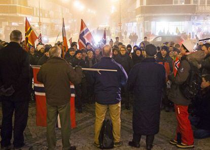 Manifestación ayer en Oslo de simpatizantes del movimiento islamófobo Pegida.
