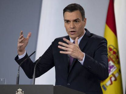 Pedro Sánchez comparece ante la prensa tras el primer consejo de ministros del Gobierno. 
