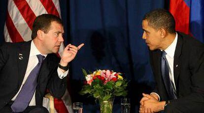El presidente de Rusia, Dmitri Medvédev, y su homólogo estadounidense, Barack Obama, hoy en Copenhague