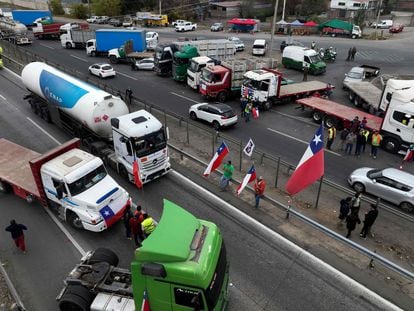 Bloqueos de camioneros cerca de Santiago de Chile