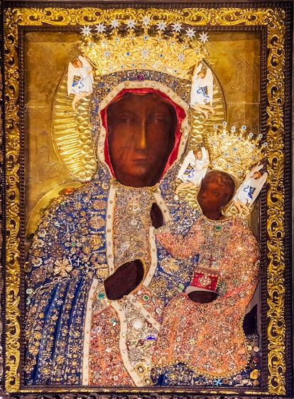 Icono de la virgen negra de Czestochowa (Polonia) que se custodia en el monasterio católico de Jasna Góra.