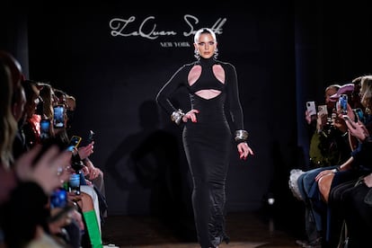 Julia Fox models the LaQuan Smith Fall/Winter 2022 collection at 60 Pine Street during New York Fashion Week on Monday, Feb. 14, 2022, in New York. (Photo by Charles Sykes/Invision/AP)