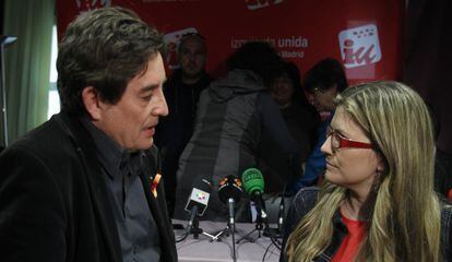Luis García Montero y Raquel López, candidatos de IU a la Comunidad y la capital, el pasado viernes.