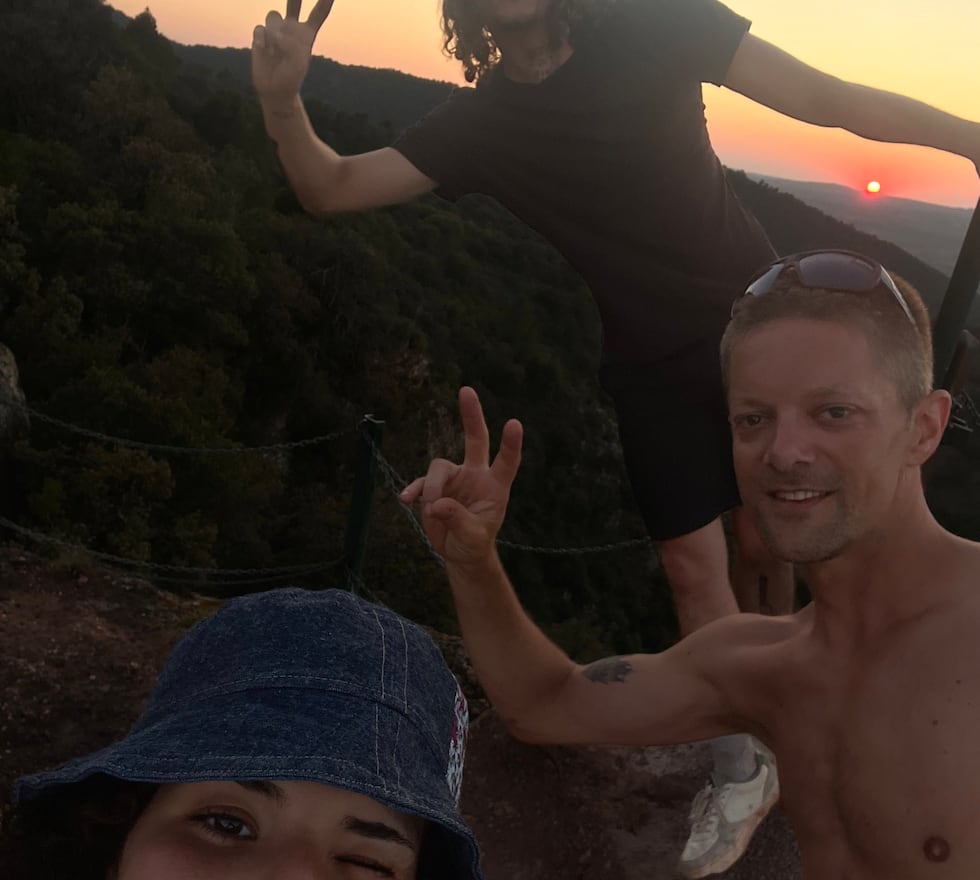 EE2QGFR4LBFIDIOLK5X3GFDY6M