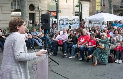 Ada Colau, durant l'acte de dilluns a Sarrià.