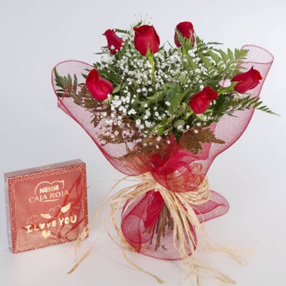 Ramo de Flores rosas por 15€ en Viveros Laraflor
