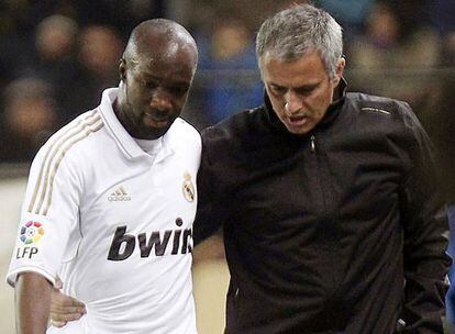Mourinho anima a Lass tras sustituirle por Callejón en Villarreal