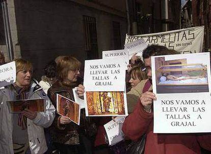 Manifestación de vecinos de Grajal de Campos el pasado 31 de marzo en Toledo.