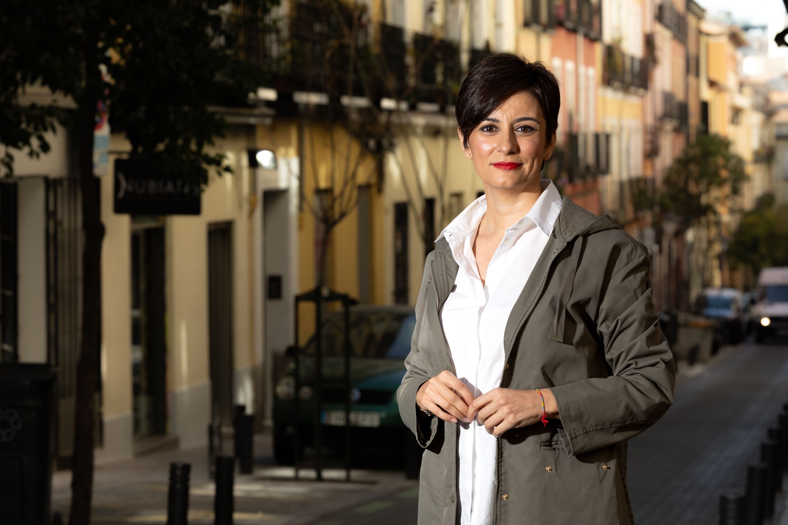 Isabel Rodríguez: “Hay que regular el alquiler de habitaciones. Está dejando a las personas desprotegidas”