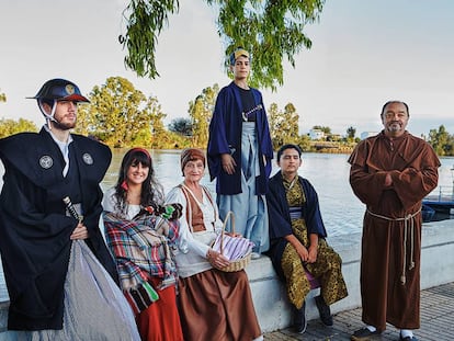 Miembros de un grupo de teatro que escenifica la llegada de la expedición japonesa encabezada por el samurái Hasekura al municipio en el siglo XVII.
 