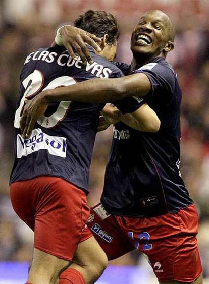 De las Cuevas celebra su segundo tanto ante el Athletic.