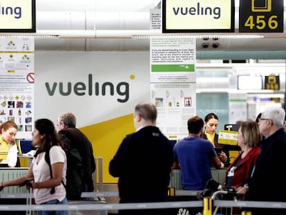 Un mostrador de Vueling en el aeropuerto de El Prat, en Barcelona, en una imagen de archivo.