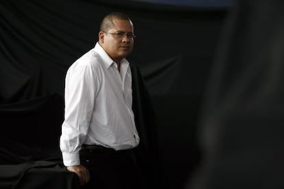 El escritor mexicano Julián Herbert, autor de "La Casa del Dolor Ajeno".