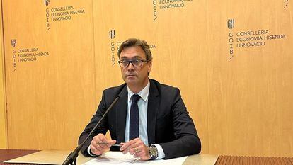 El vicepresidente del Govern, Antoni Costa, en la rueda de prensa de este lunes donde ha dado explicaciones sobre el nombramiento del exgerente del Ibetec.