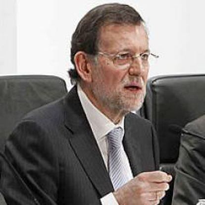 Rajoy logra el apoyo "resignado" autonómico para bajar el déficit