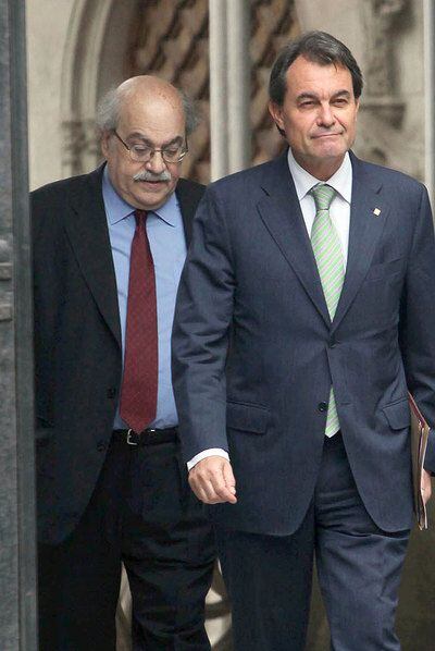 El consejero de Economía, Andreu Mas-Colell, junto al presidente catalán, Artur Mas.
