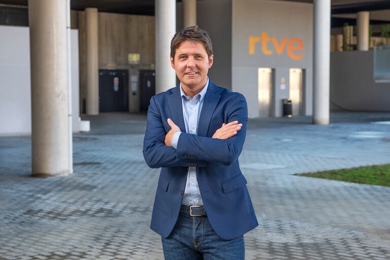 Jesús Cintora, sobre la vacunación: “Estamos en una guerra contra el virus. Queremos vivir y para eso nos tenemos que vacunar”