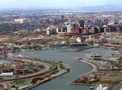 Vista área del puerto de Valencia.