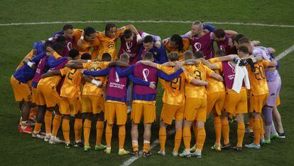 Celebration of the players from the Netherlands after beating the United States.