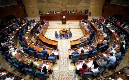 La Asamblea de Madrid en una fotografía tomada durante la investidura de Isabel Diaz Ayuso, del PP.
