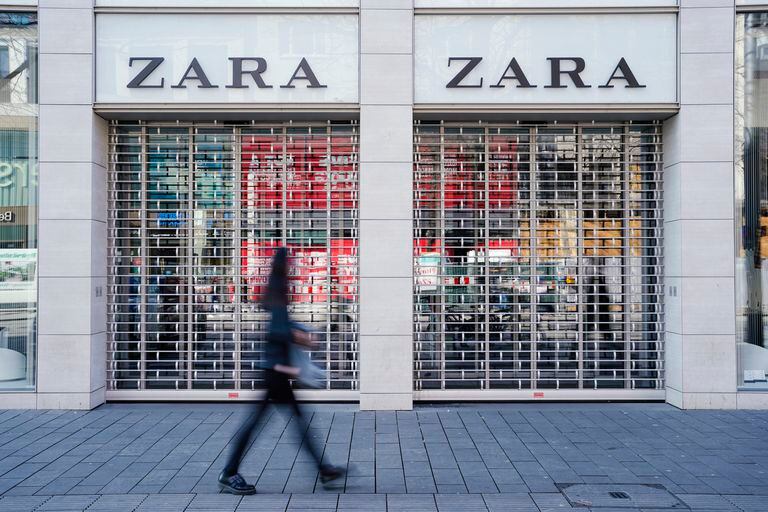 Una tienda de Zara cerrada en Alemania, el pasado miércoles.