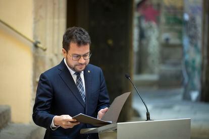 Aragonès se anticipa a Puigdemont y reta a Sánchez con una propuesta de referéndum en campaña 