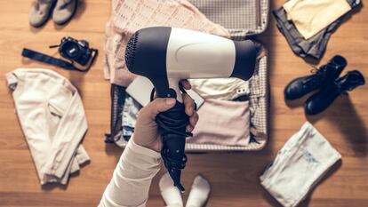 Ocupan poco espacio y se pueden plegar perfectos para encajar en cualquier maleta. GETTY IMAGES.