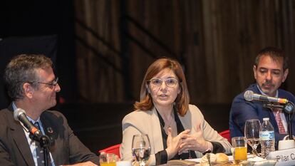 Pilar Cancela con el presidente de la Cámara de Comercio de España en México, Antonio Basagoiti (izquierda), y el embajador español, Juan Duarte, este viernes en Ciudad de México.