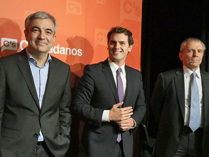 Luis Garicano, Albert Rivera y Manuel Conthe.