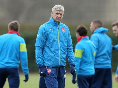 Arsène Wenger, en un entrenamiento del Arsenal este martes.