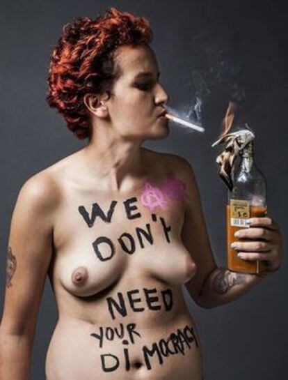 Nueva foto de Amina semidesnuda publicada en la página de Femen.