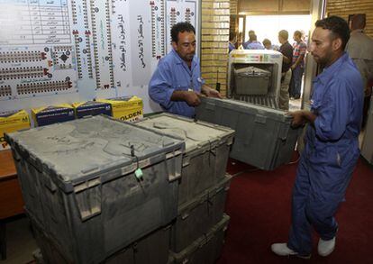 Las autoridades iraquíes han comenzado a contar los votos.