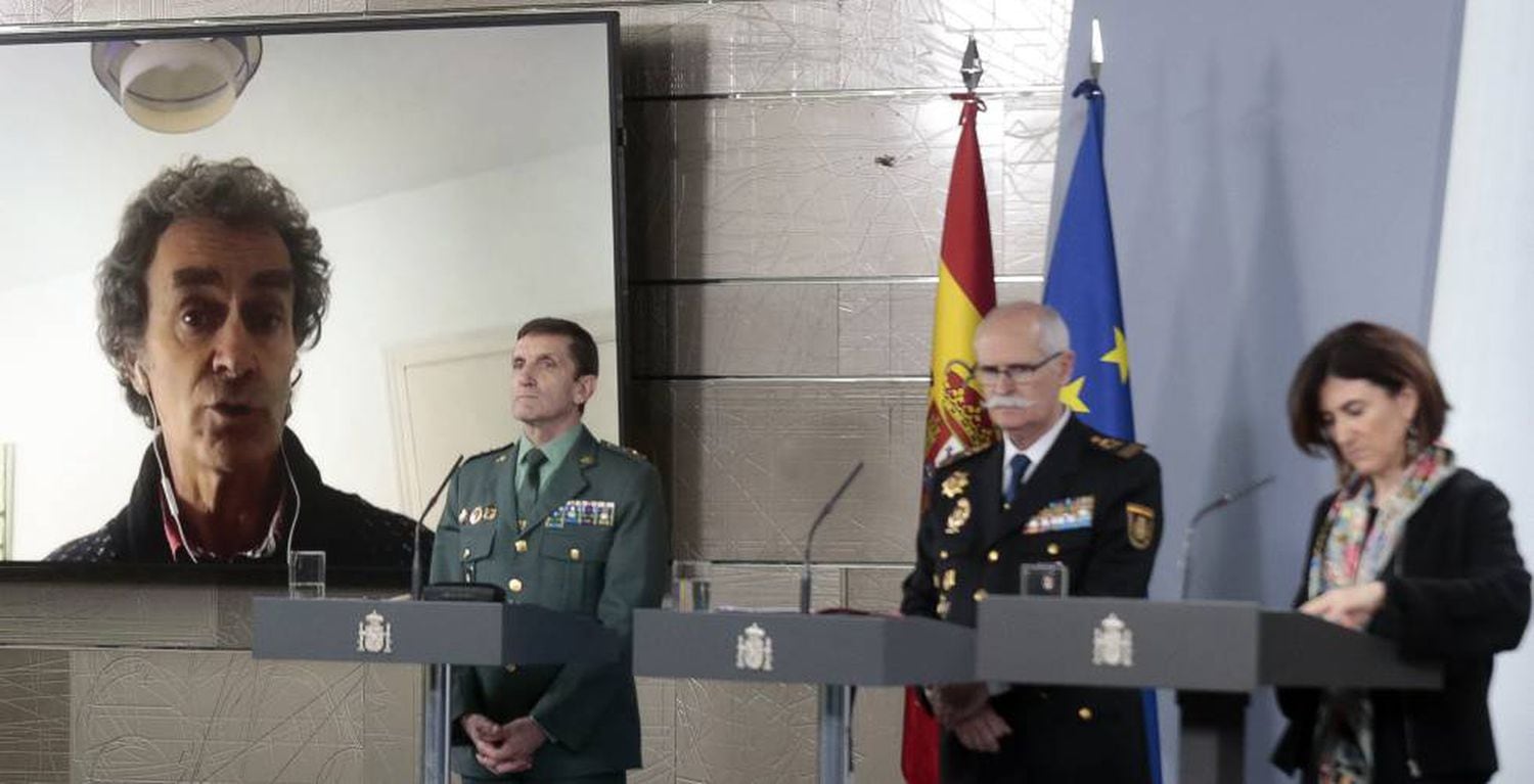 El director del Centro de Coordinación de Alertas y Emergencias Sanitarias, Fernando Simón, en conexión desde su domicilio durante la rueda de prensa diaria sobre el coronavirus.