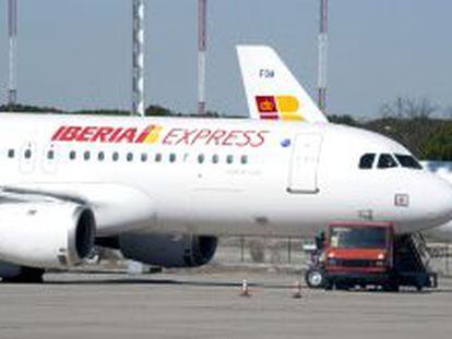 Iberia Express baja los precios de sus vuelos a Sevilla hasta un 36%
