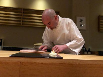 FÉLIX JIMÉNEZ EN LA BARRA DE KIROSUSHI / CAPEL