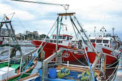Barco de pesca de Palam&oacute;s.