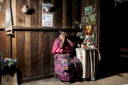 María, 74 años, tuvo que huir de su casa para evitar la limpieza étinica durante el conflicto guatemalteco.