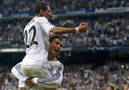 Cristiano y Di María celebran uno de los goles al Copenhague.