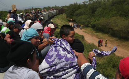 Emigrantes centroamericanos a su paso por México.