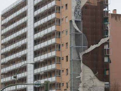 Mural de Diego Moya en la plaza Elíptica.