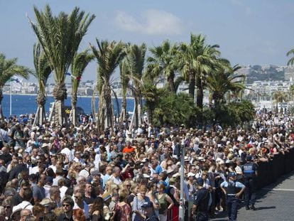 Minuto de silencio en Niza (Francia) por las víctimas del atentado del 14 de julio.