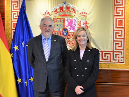 Cándido Conde-Pumpido e Inmaculada Montalbán toman posesión como presidente y vicepresidenta del Tribunal Constitucional, este jueves en Madrid.