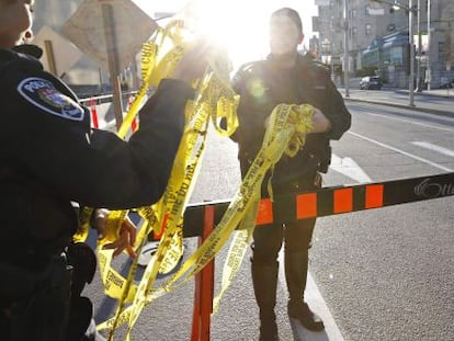 Agentes policiales en Ottawa el mi&eacute;rcoles.