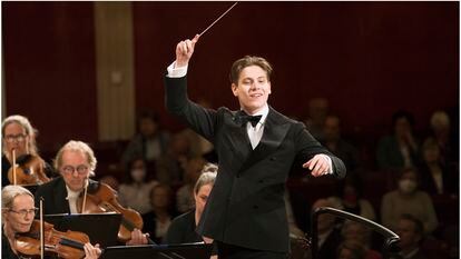 Klaus Mäkelä dirige la ‘Segunda sinfonía’, de Jean Sibelius, a la Filarmónica de Oslo, el pasado domingo en el Konzerthaus de Viena.