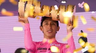 El colombiano Egan Bernal, tras coronarse como ganador del Giro de Italia, el pasado domingo.