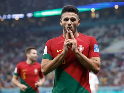 Gonçalo Ramos celebra uno de sus goles en el partido de octavos de final del Mundial ante Suiza.