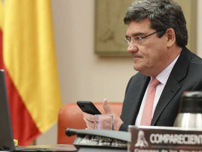 El presidente de la Airef, José Luis Escrivá, en el Congreso de los Diputados.
