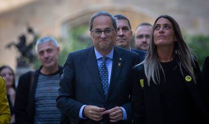 El presidente de la Generalitat, Quim Torra, recibe a los firmantes de la declaración conjunta sobre la situación política.