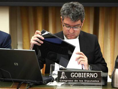 El ministro de Energia y Turismo, &Aacute;lvaro Nadal, en la Comision de Energia del Congreso de los Diputados.
 